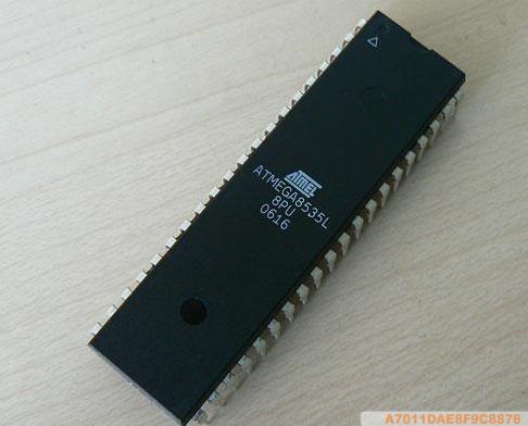 ATmega8535-1.jpg - 22 Ko