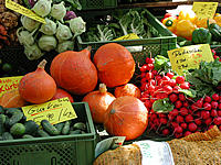 Greengrocer's booth on Winterfeldmarkt   BTM