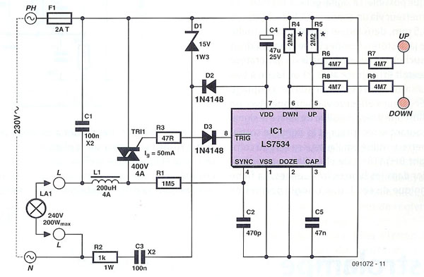 Revue828-p073a.jpg - 53 Ko